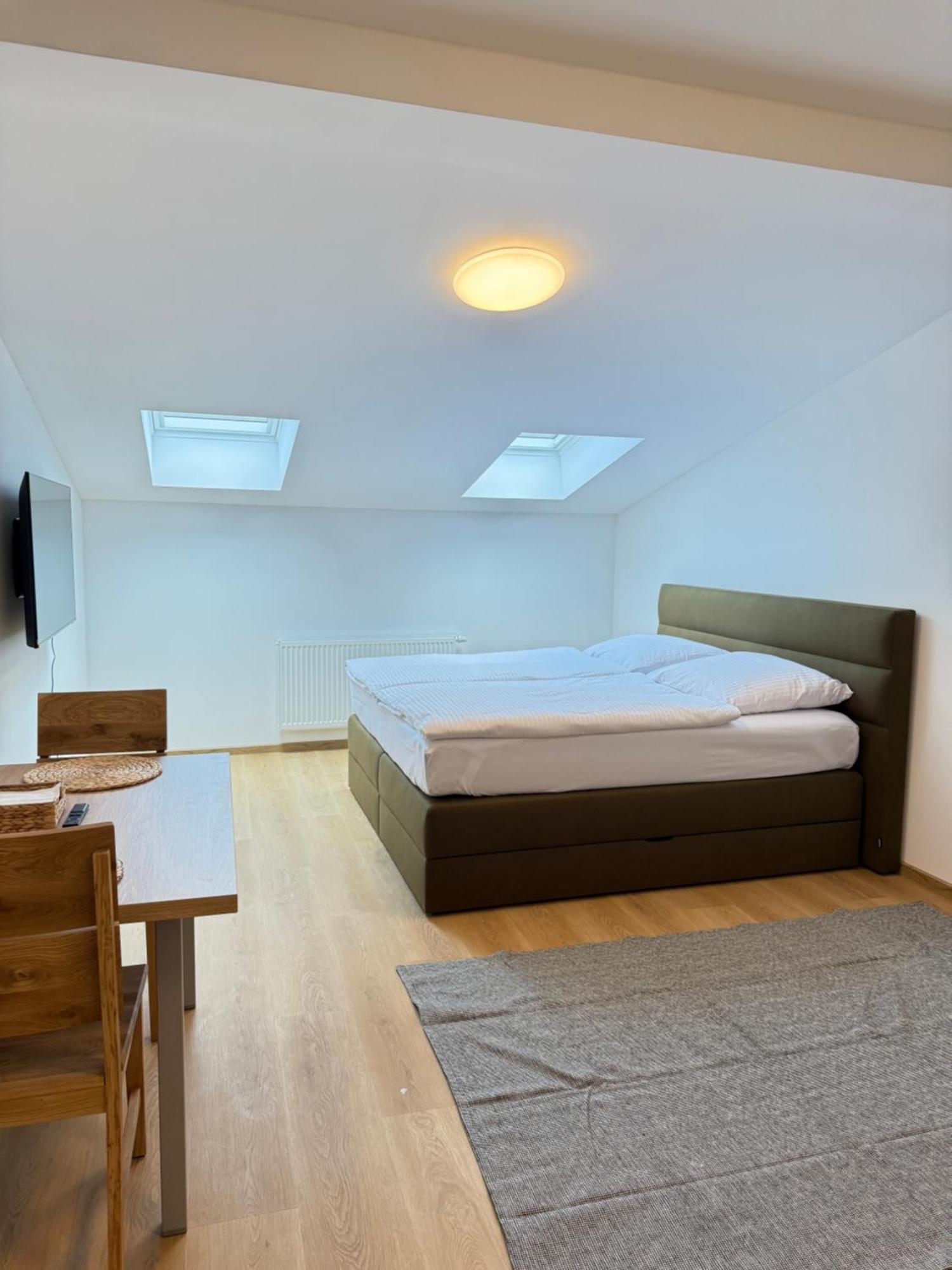 Riverside Apartment *